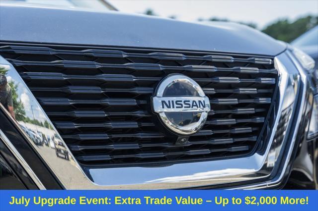 Photo of 2021 Super Black Nissan Rogue