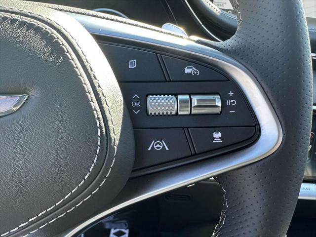 Photo of 2025 Uyuni White Genesis GV70