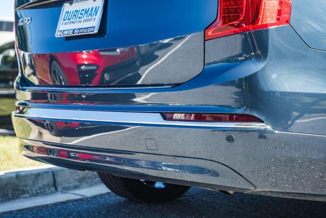 Photo of 2023 Denim Blue Metallic Volvo XC90 Recharge Plug-In Hybrid