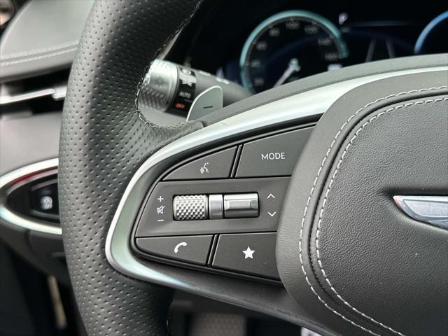 Photo of 2025 Vik Black Genesis GV70