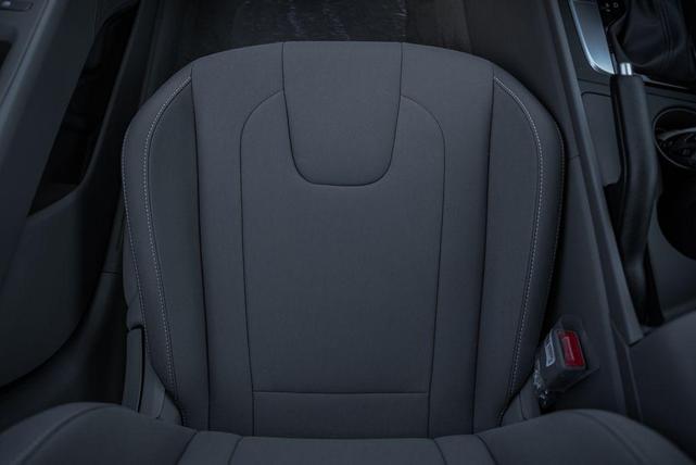 Photo of 2025 Amazon Gray Hyundai ELANTRA