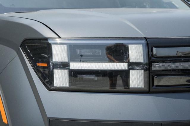 Photo of 2025 Gray Hyundai SANTA FE