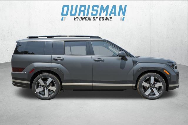 Photo of 2025 Gray Hyundai SANTA FE