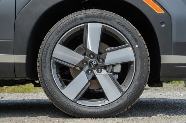 Photo of 2025 Gray Hyundai SANTA FE
