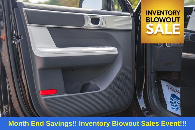 Photo of 2025 Phantom Black Hyundai SANTA FE