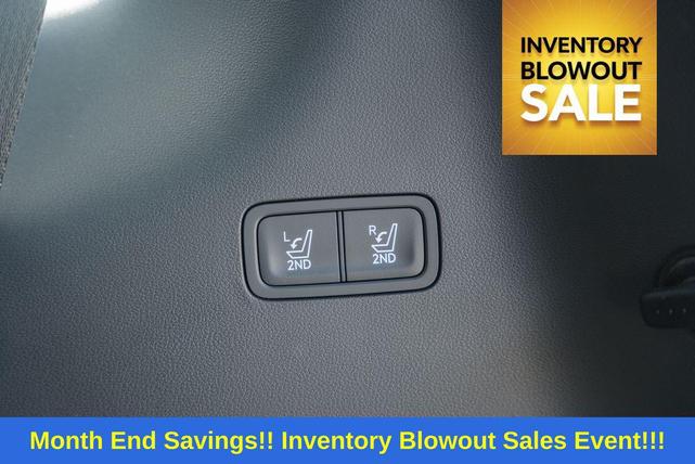 Photo of 2025 Phantom Black Hyundai SANTA FE