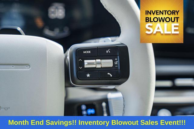 Photo of 2025 Phantom Black Hyundai SANTA FE