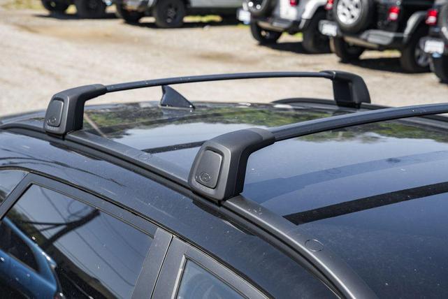 Photo of 2025 Abyss Black Pearl Hyundai KONA