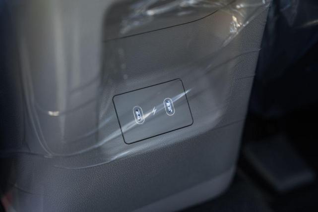 Photo of 2026 Gray Hyundai TUCSON Hybrid
