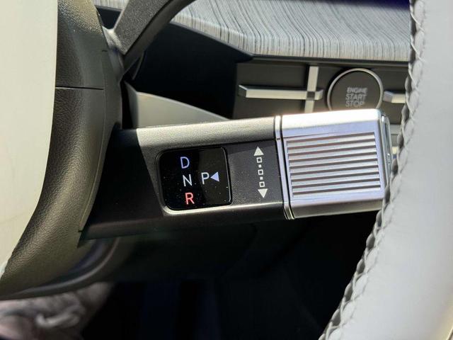 Photo of 2025 Phantom Black Hyundai SANTA FE HEV