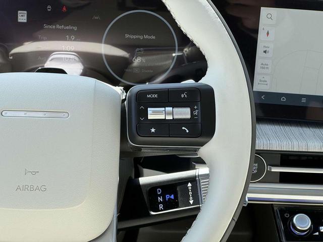Photo of 2025 Phantom Black Hyundai SANTA FE HEV