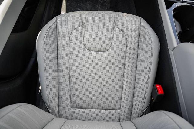Photo of 2025 Ultimate Red Hyundai ELANTRA HEV