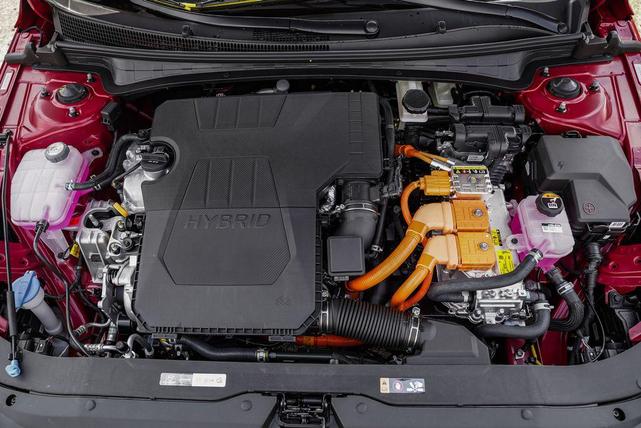 Photo of 2025 Ultimate Red Hyundai ELANTRA HEV