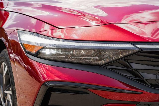 Photo of 2025 Ultimate Red Hyundai ELANTRA HEV
