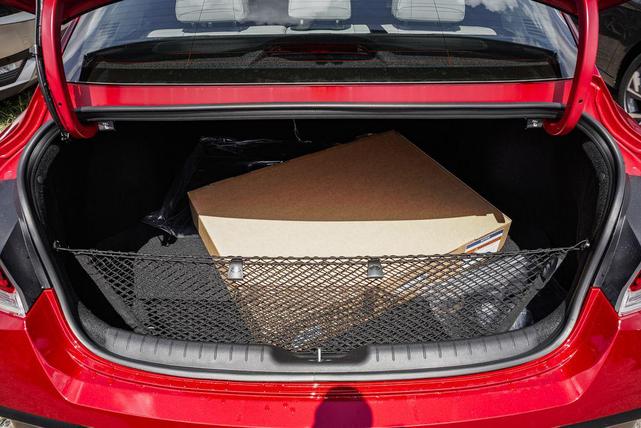 Photo of 2025 Ultimate Red Hyundai ELANTRA HEV