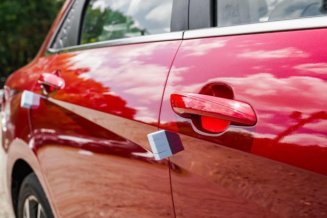 Photo of 2025 Ultimate Red Hyundai ELANTRA HEV