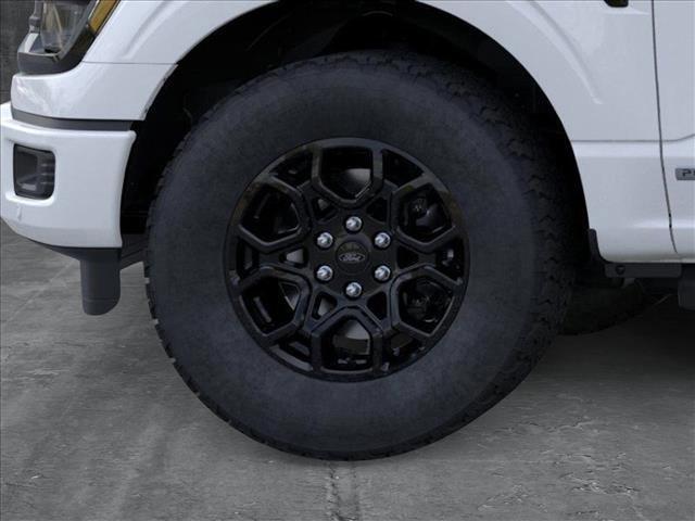 Photo of 2025 Oxford White Ford F-150
