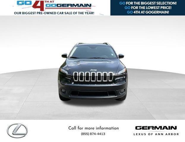 Photo of 2015 Brilliant Black Crystal Pearlcoat Jeep Cherokee