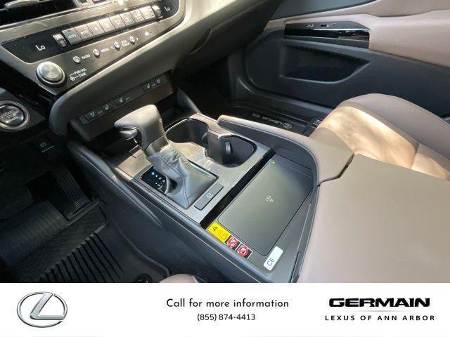 Photo of 2025 Iridium Lexus ES 350