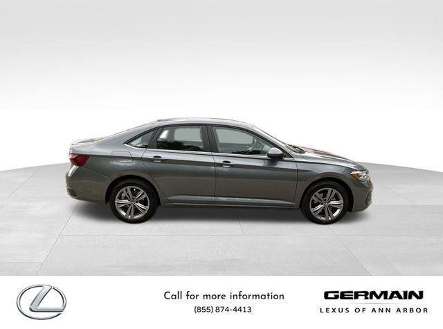 Photo of 2024 Platinum Gray Metallic Volkswagen Jetta