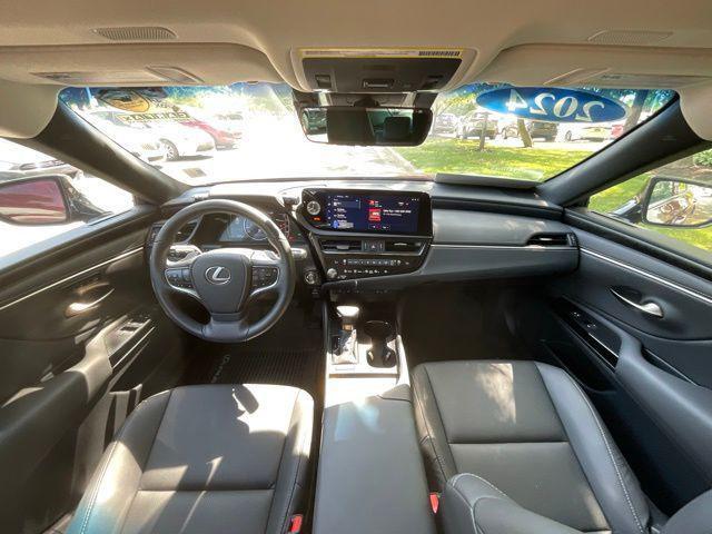 Photo of 2024 Matador Red Mica Lexus ES 350
