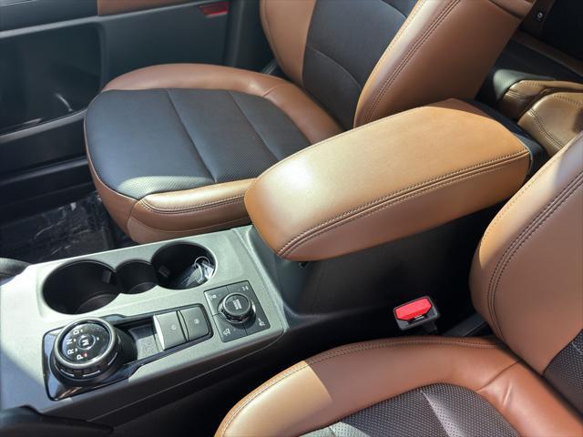 Photo of 2024 CARBONIZED GRAY METALLIC Ford Bronco Sport