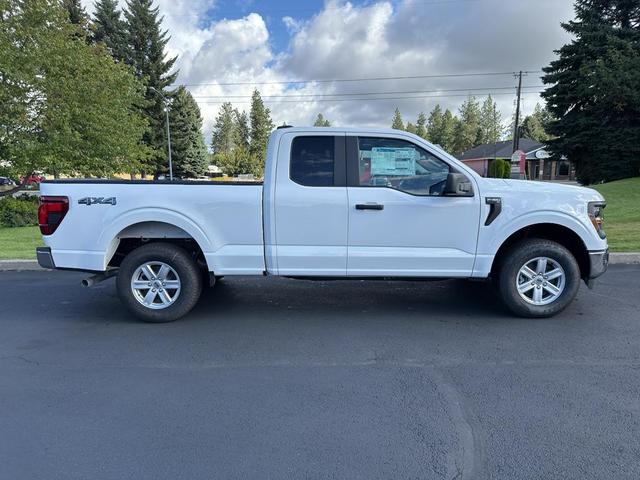 Photo of 2025 Oxford White Ford F-150