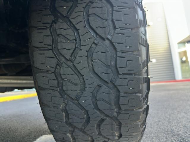 Photo of 2024 AZURE GREY MET TRI-COAT Ford Ranger