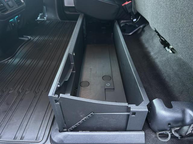 Photo of 2025 ANTIMATTER BLUE METALLIC Ford F-150