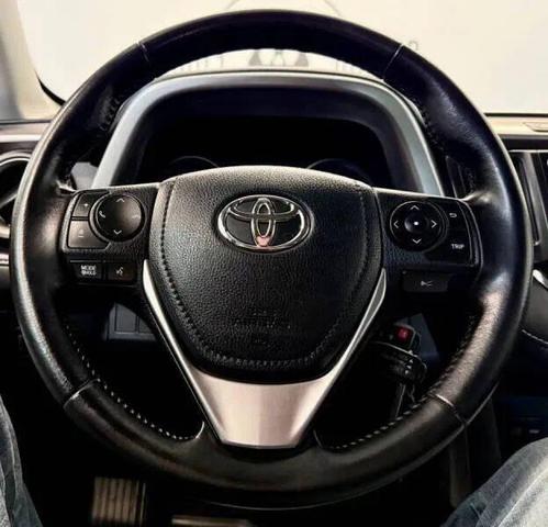 Photo of 2018 Magnetic Gray Metallic Toyota RAV4