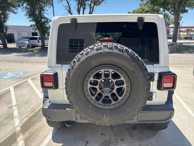 Photo of 2022 Bright White Clearcoat Jeep Wrangler Unlimited