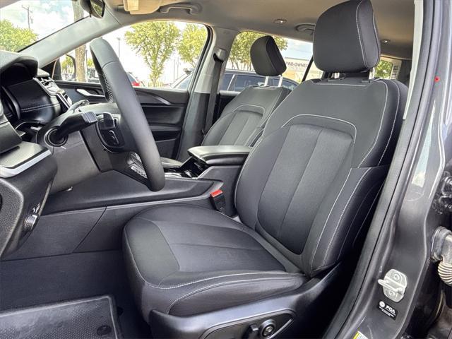Photo of 2023 Baltic Gray Metallic Clearcoat Jeep Grand Cherokee L