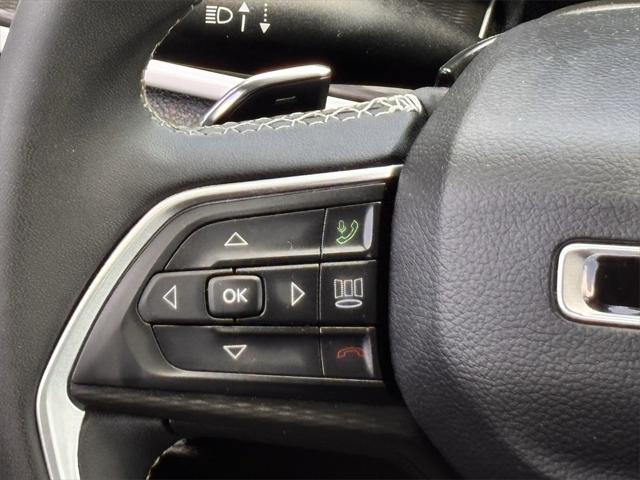 Photo of 2023 Baltic Gray Metallic Clearcoat Jeep Grand Cherokee L