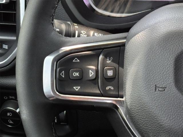 Photo of 2025 Bright White Clearcoat RAM 2500