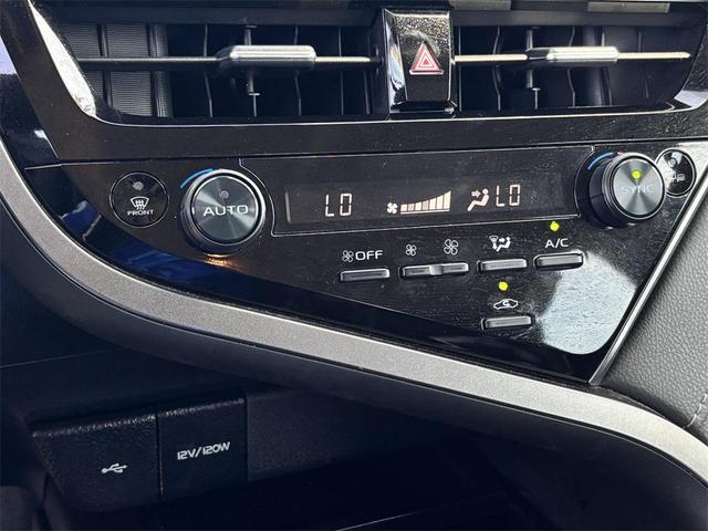 Photo of 2023 Blue Toyota Camry