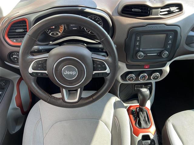 Photo of 2016 Omaha Orange Jeep Renegade