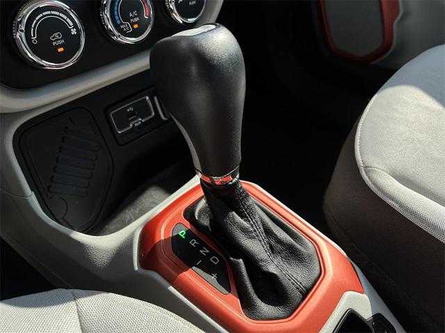 Photo of 2016 Omaha Orange Jeep Renegade