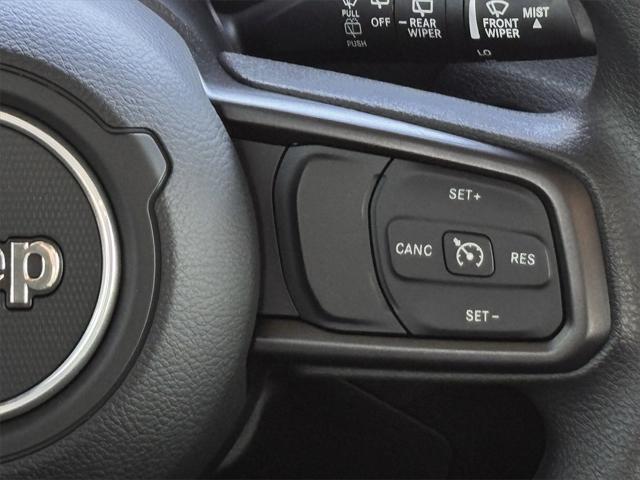 Photo of 2025 Black Clearcoat Jeep Wrangler
