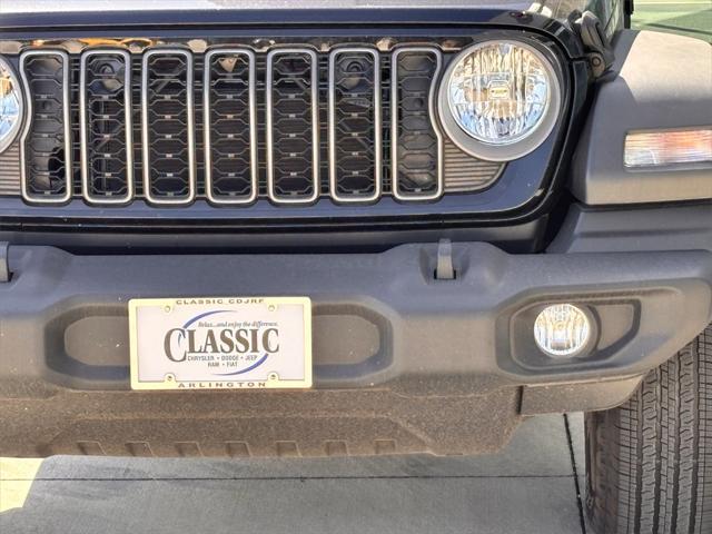 Photo of 2025 Black Clearcoat Jeep Wrangler
