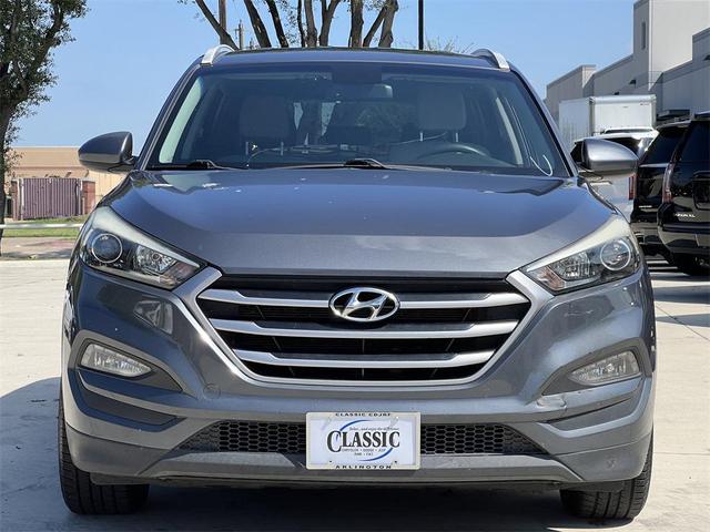 Photo of 2017 Coliseum Gray Hyundai TUCSON