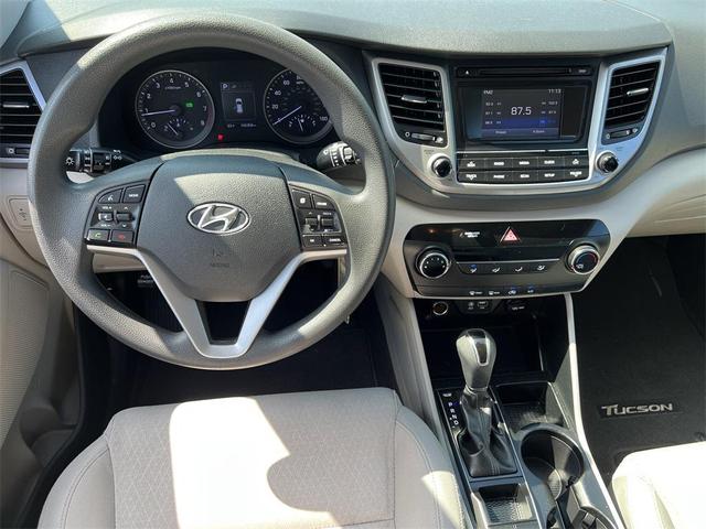 Photo of 2017 Coliseum Gray Hyundai TUCSON