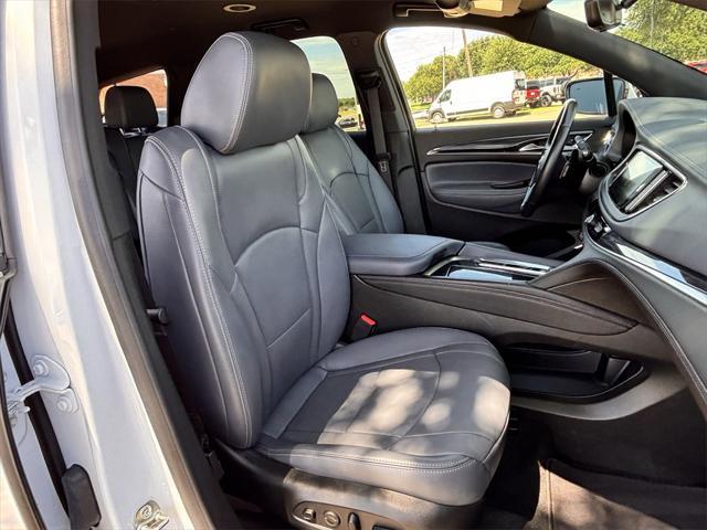 Photo of 2024 Summit White Buick Enclave