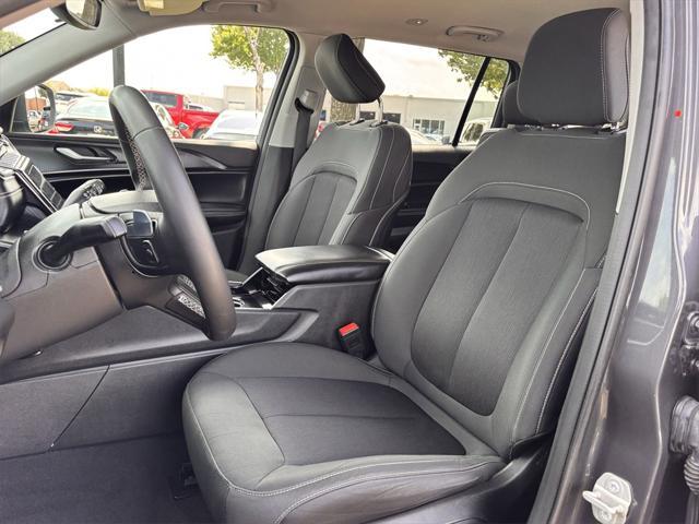 Photo of 2023 Baltic Gray Metallic Clearcoat Jeep Grand Cherokee L