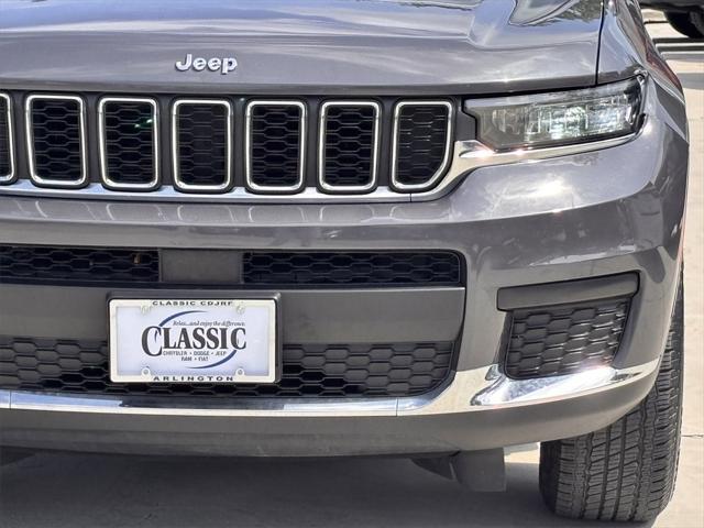 Photo of 2023 Baltic Gray Metallic Clearcoat Jeep Grand Cherokee L