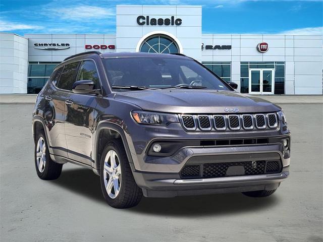 Photo of 2024 Sting-Gray Clearcoat Jeep Compass