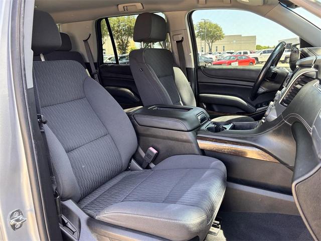 Photo of 2019 Silver Ice Metallic Chevrolet Tahoe