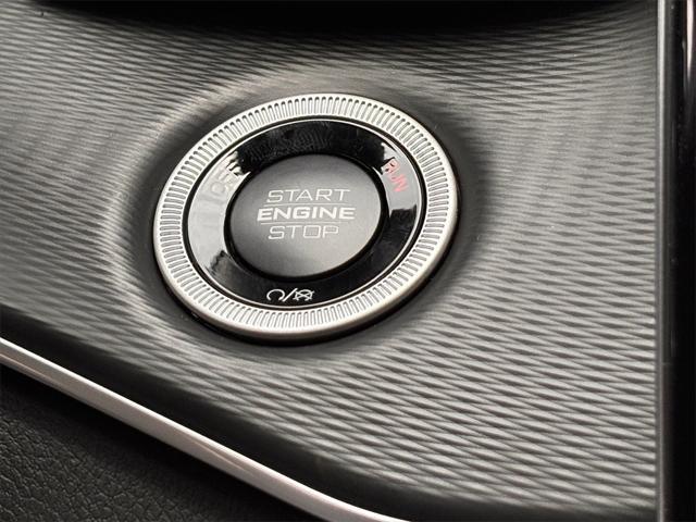 Photo of 2025 Baltic Gray Metallic Clearcoat Jeep Grand Cherokee L