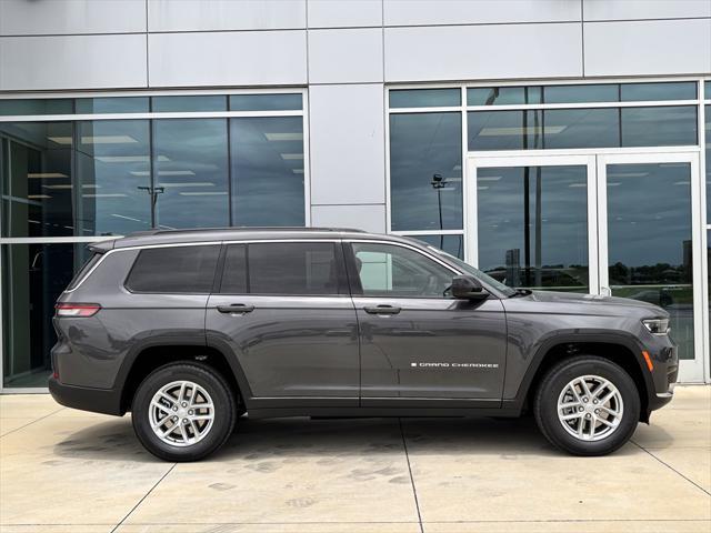 Photo of 2025 Baltic Gray Metallic Clearcoat Jeep Grand Cherokee L