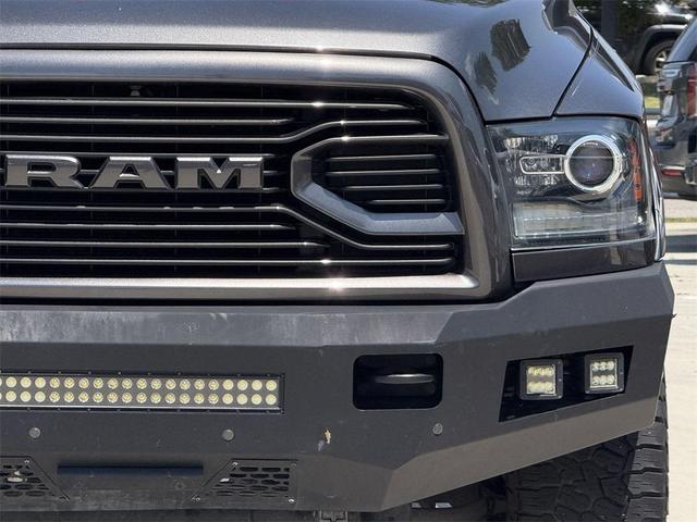 Photo of 2018 Granite Crystal Metallic Clearcoat RAM 2500
