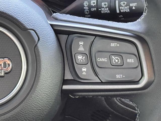Photo of 2025 Hydro Blue Pearlcoat Jeep Wrangler